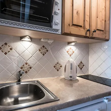 Curling A1 - Studio Pour 2 Personnes 754 *